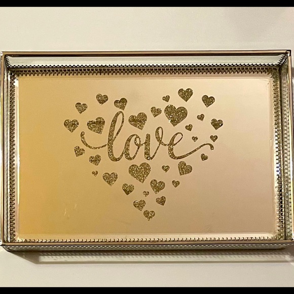 Classy Gold Glass Fragrance Tray. Decorative item for the bedroom. - Picture 2 of 4